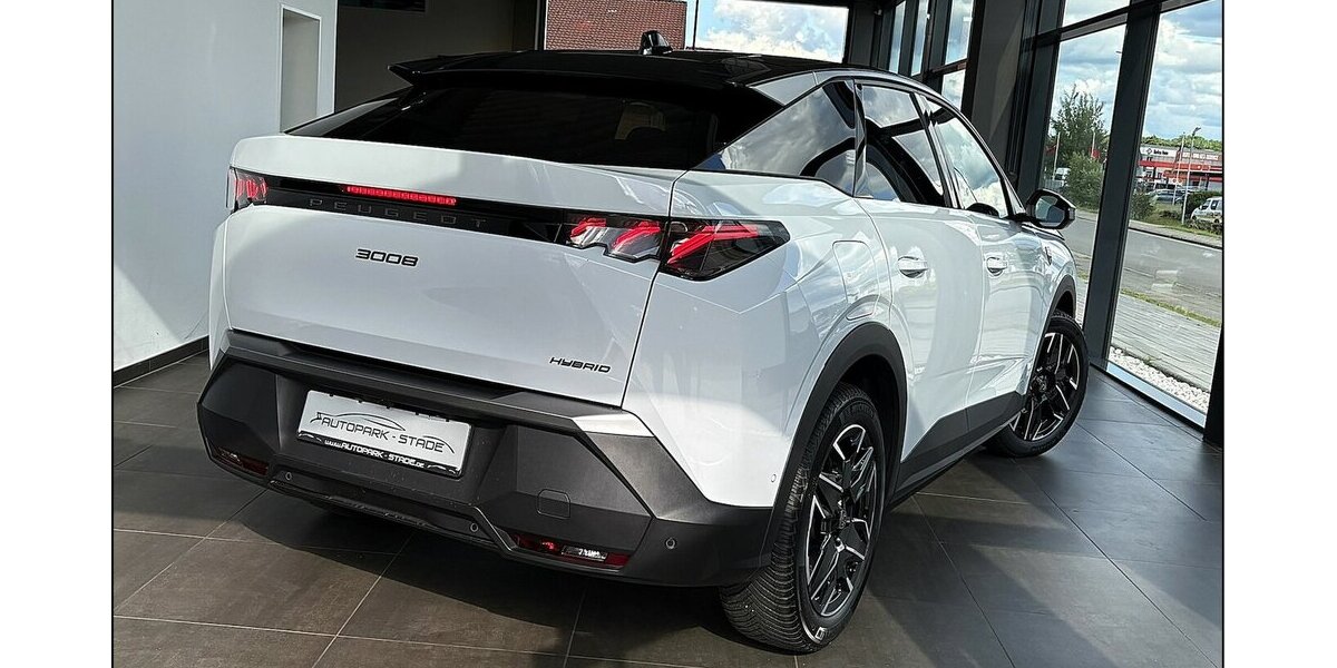 Peugeot 3008 Hybrid 145 GT Voll-LED Kamera Assist. 29.900 km 26.690 &euro; Stade 21682