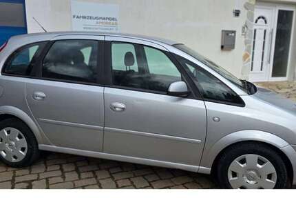 Opel Meriva 104.902 km 2.290 &euro; Reinhardshagen 34359