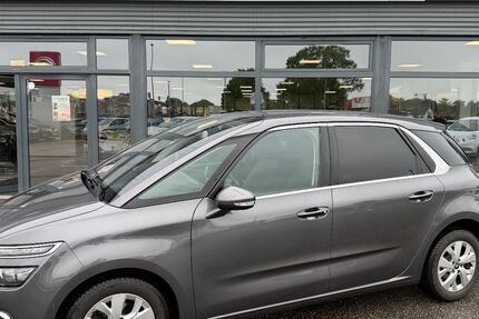 Citroen C4 Picasso 131.000 km 11.970 &euro; Wesel 46485