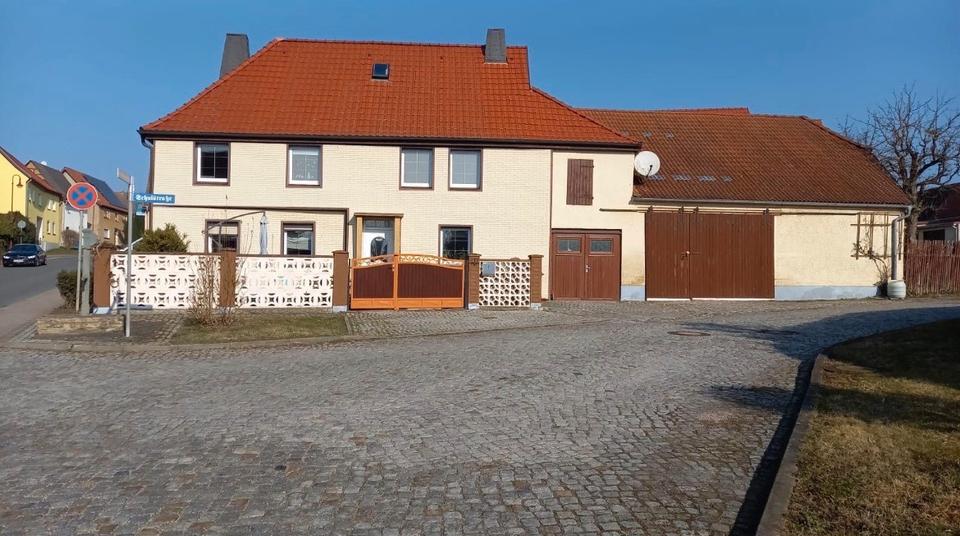 Einfamilienhaus Buttstädt - 9 Zimmer, 150 m&sup2;, 138.000&euro; | Angebot:27164480