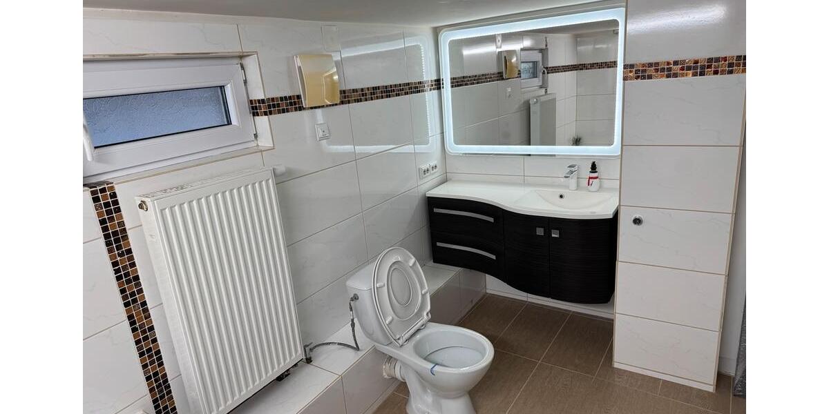 Mehrfamilienhaus, Wohnhaus Künzelsau - 9 Zimmer, 200 m&sup2;, 259.000&euro; | Angebot:26185425