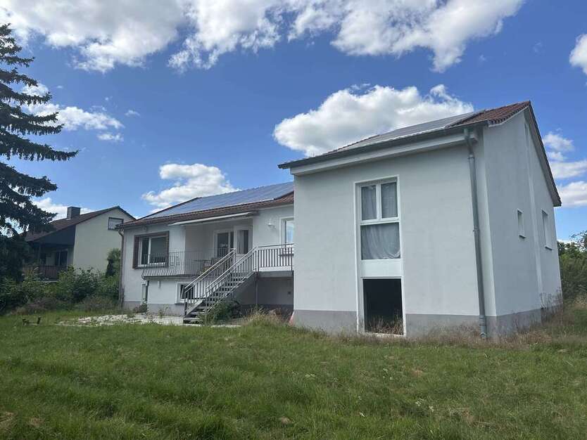 Haus zum Kaufen in Gleichen 255.000 € 210 m²