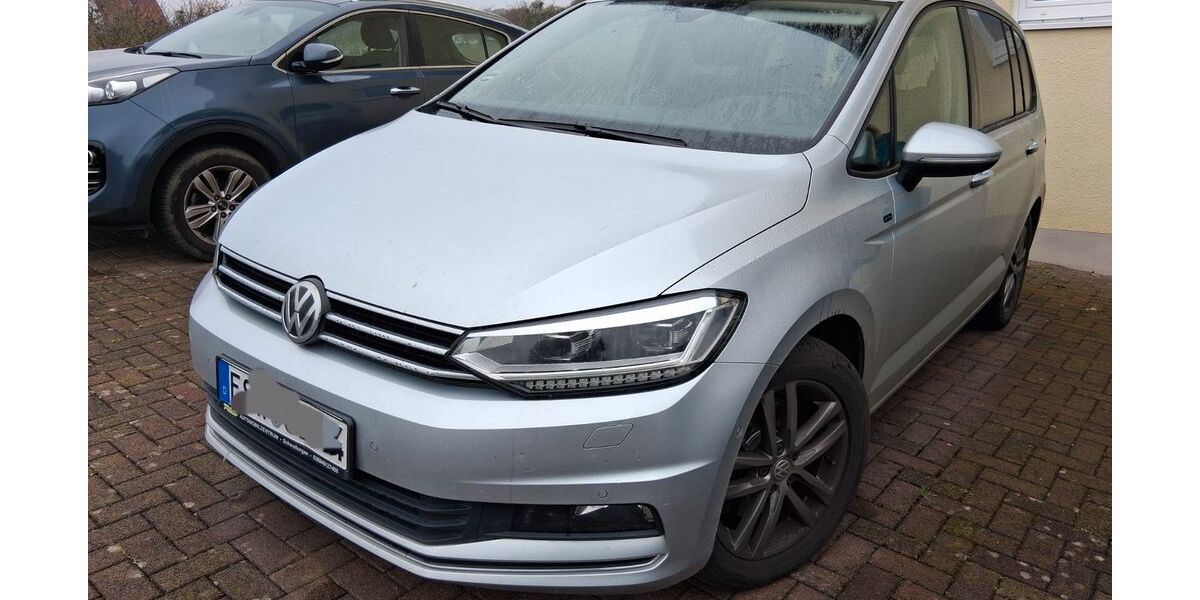 VW Touran 83.500 km 18.700 € Witzenhausen 37213