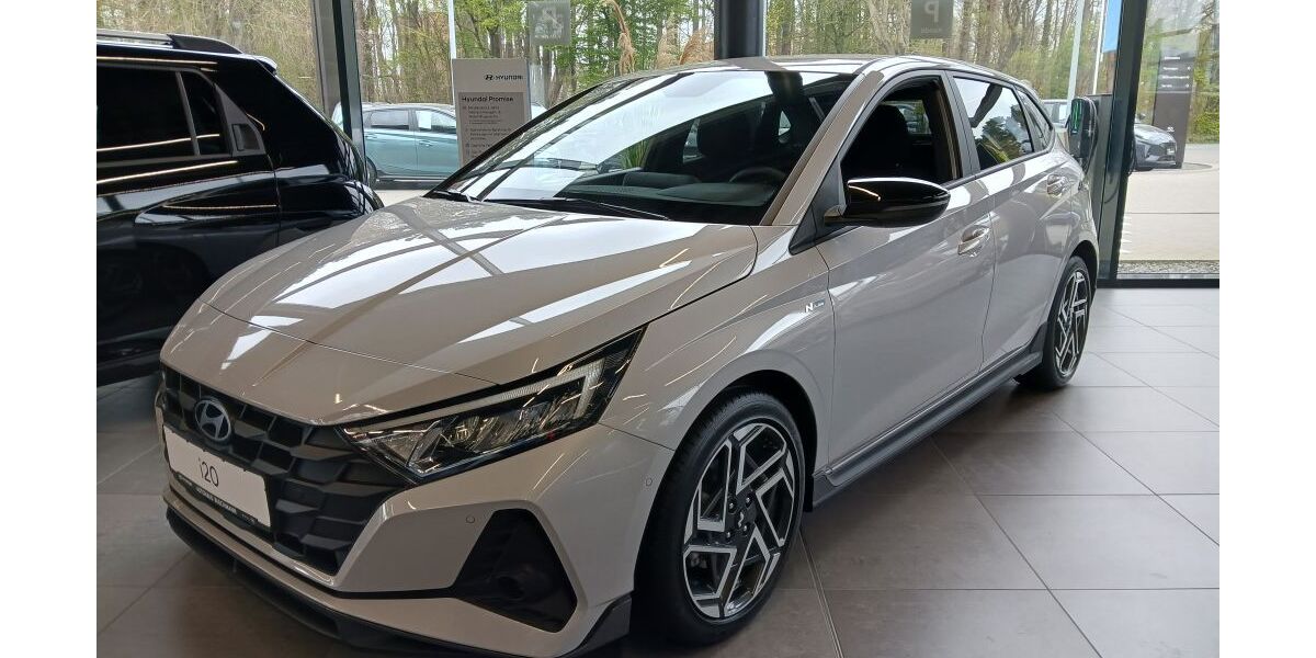 Hyundai i20 6.500 km 23.870 &euro; Herford 32049