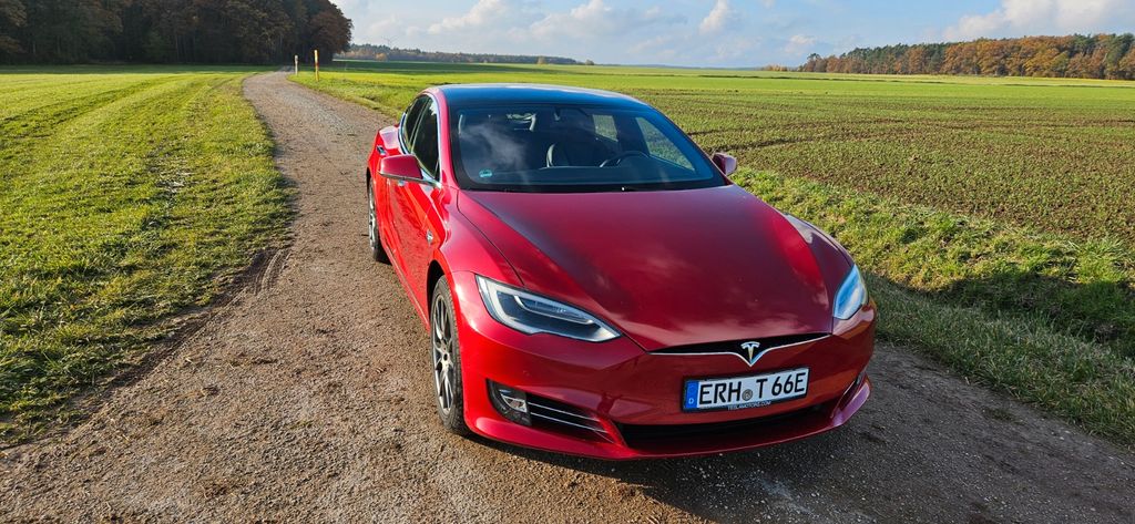 Tesla Model S 103.500 km 22.999 &euro; Aurachtal 91086