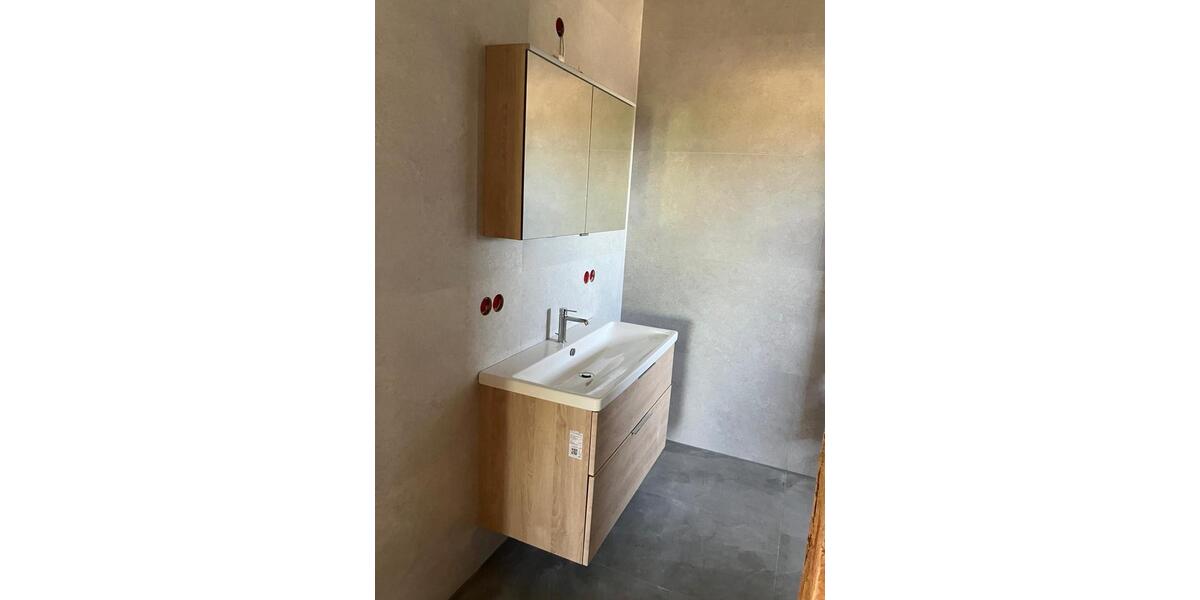 Dachgeschoßwohnung Alsfeld - 3.5 Zimmer, 85 m&sup2;, 900&euro; | Angebot:26110685