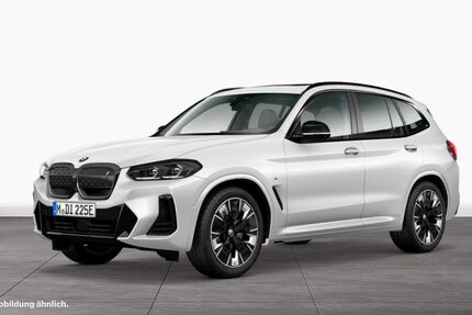BMW iX3 41.937 km 47.906 &euro; Barsbüttel bei Hamburg 22885