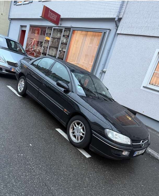 Opel Omega 135.000 km 2.500 € Freudenstadt 72250