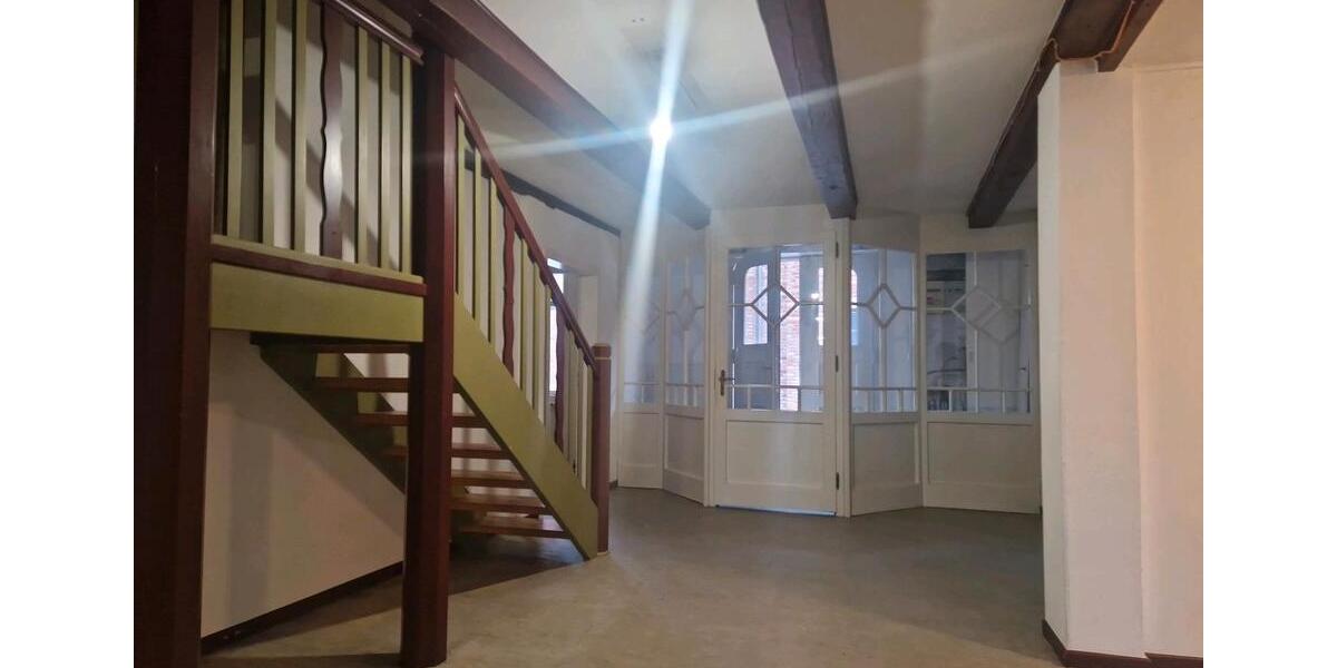 Haus in Garding zu vermieten auch Gewerbliche Nutzung möglich 6 zimmer