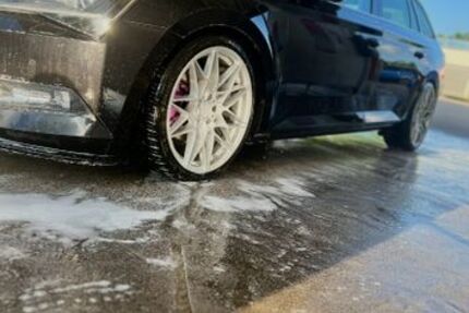 Skoda Superb 197.000 km 14.000 &euro; Hohenberg an der Eger 95691