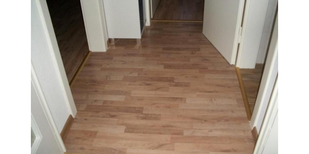 Einfamilienhaus Höxter - 10 Zimmer, 225 m&sup2;, 379.000&euro; | Angebot:27157929