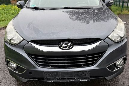 Hyundai ix35 150.000 km 5.990 € Neukirchen-Vluyn (bei Duisburg) 47506