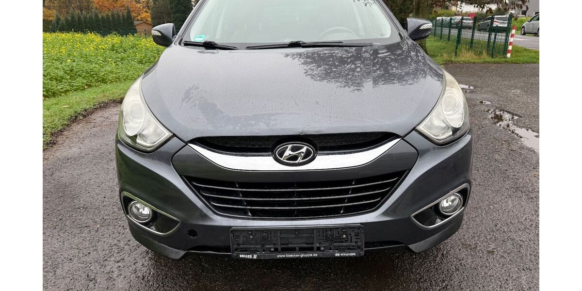Hyundai ix35 150.000 km 5.990 € Neukirchen-Vluyn (bei Duisburg) 47506