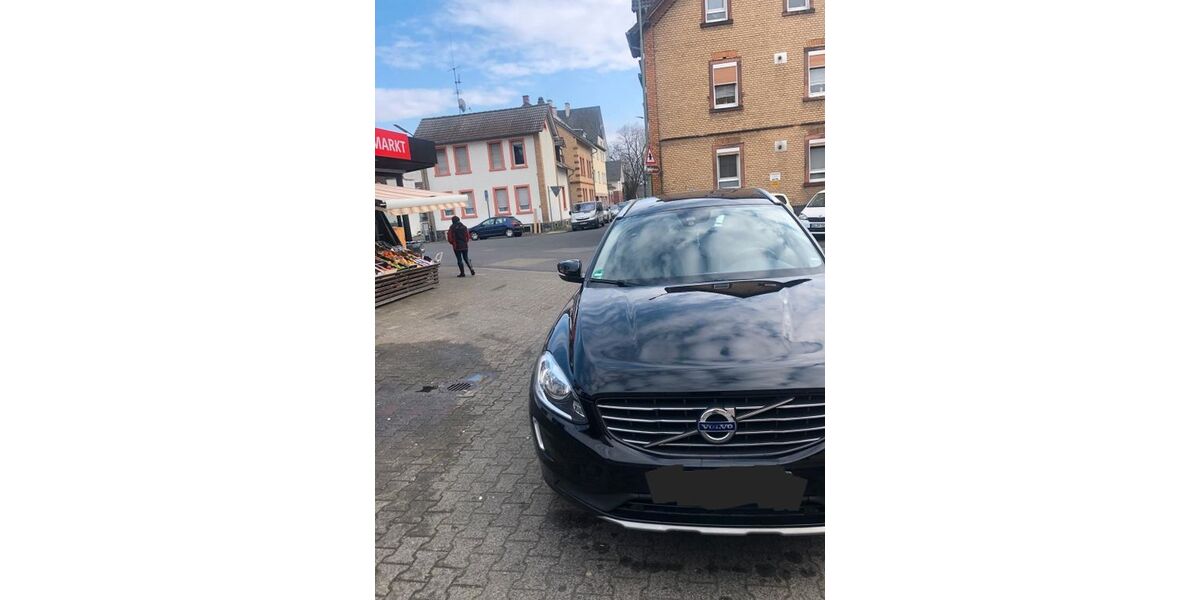 Volvo XC60 190.000 km 17.900 &euro; Hanau 63457