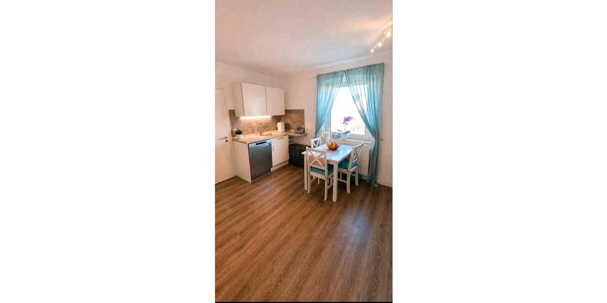 Einfamilienhaus Bad Arolsen - 8 Zimmer, 200 m&sup2;, 295.000&euro; | Angebot:26564167