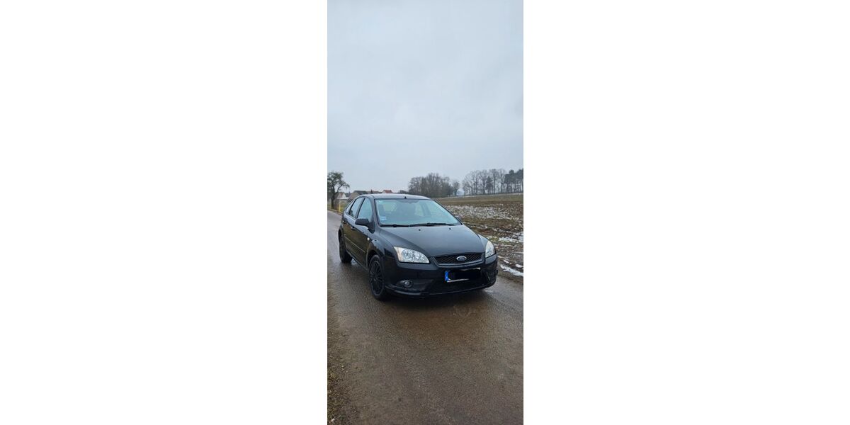 Ford Focus 270.000 km 2.100 &euro; Cavertitz 04758