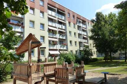 Wohnung zum Mieten in Schwerin 400 € 58.08 m²