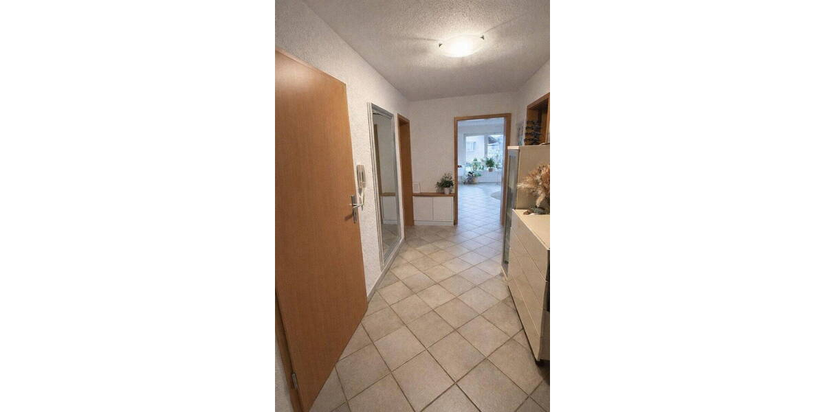 Etagenwohnung Lörrach-Hauingen Hauingen - 4 Zimmer, 123 m&sup2;, 469.000&euro; | Angebot:25728416