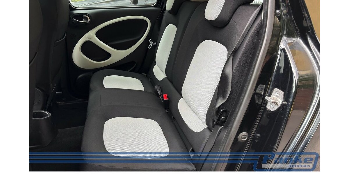 Smart ForFour Pano*Navi*SHZ*Tempo*Touch*PDC.h*LED* 63.149 km 6.890 &euro; Berlin 13187