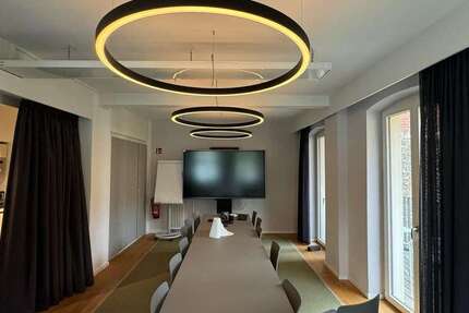 Büro in Berlin 5.989 € 196 m²