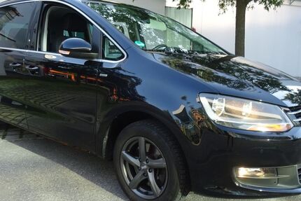 VW Sharan 45.000 km 18.950 € München 81249