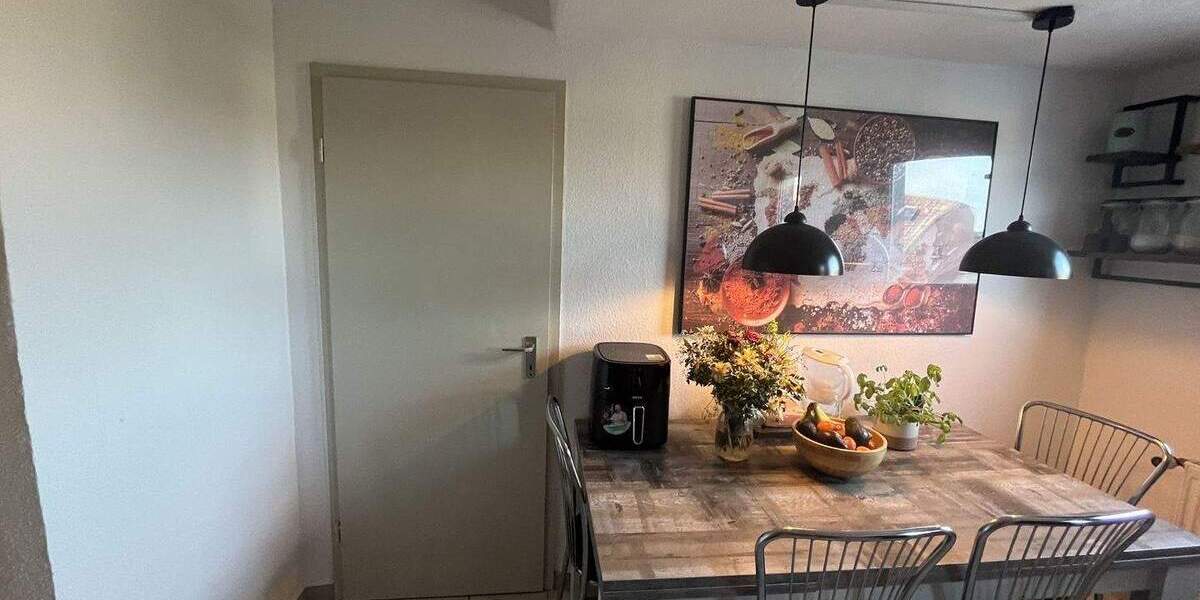 Etagenwohnung Karlsruhe Innenstadt-West - 2 Zimmer, 71 m&sup2;, 850&euro; | Angebot:25909411