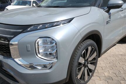 Mitsubishi Outlander 1.080 km 45.590 &euro; Rehlingen-Siersburg 66780