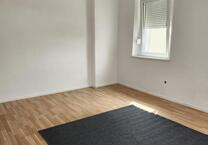 Helle 1-Zimmer-Dachgeschoßwohnung mit Küche