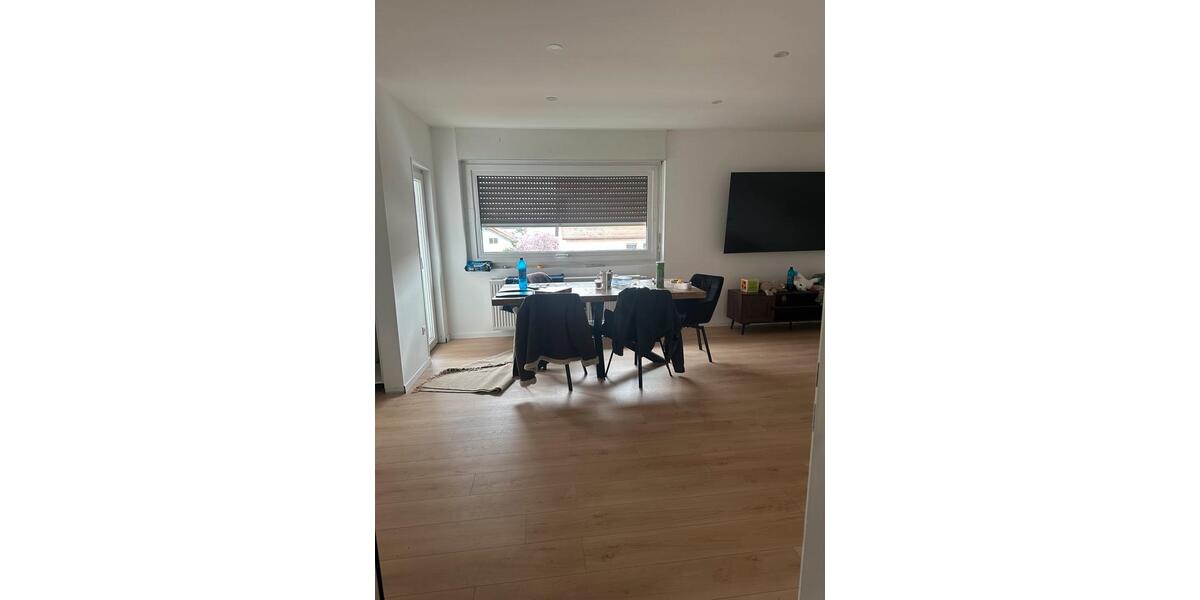 Etagenwohnung Lampertheim - 4 Zimmer, 85 m&sup2;, 1.400&euro; | Angebot:25718511