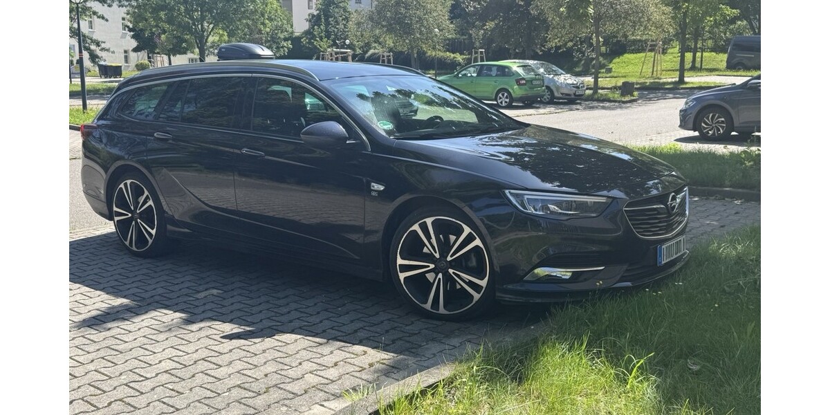 Opel Insignia Sports Tourer 95.500 km 16.499 € Burgstädt 09217