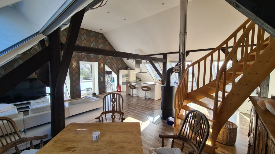 Provisionsfrei* Resthof 19000 qm Land 3 ETW 4 Ställe 1 Ha Wiese Pool Sauna Toplage 8 zimmer