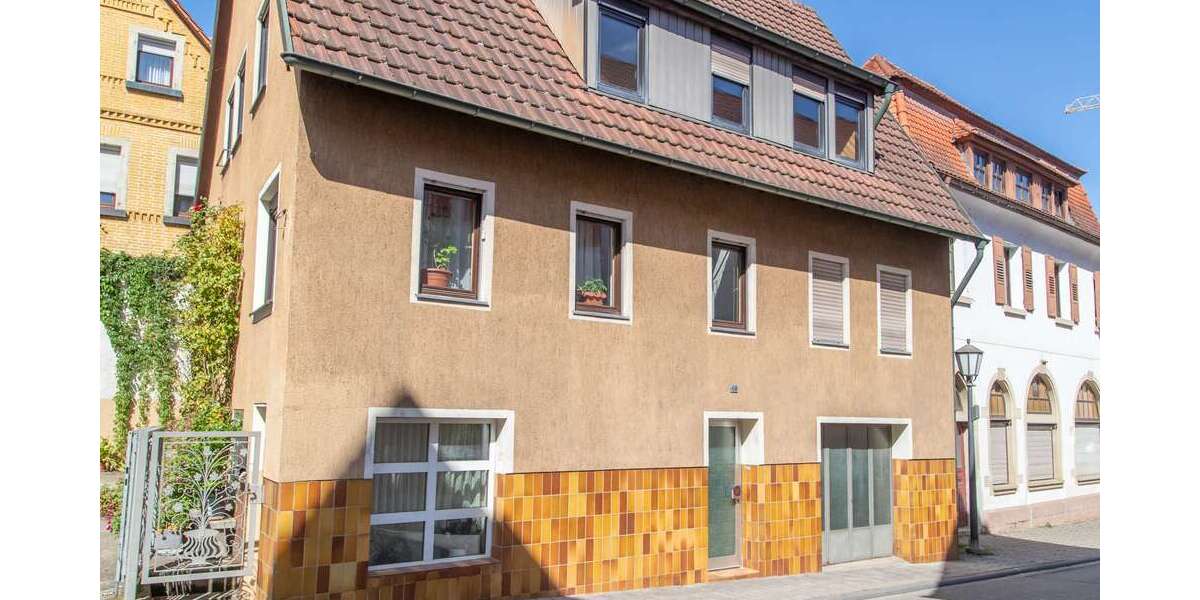 Einfamilienhaus Bad Friedrichshall - 8 Zimmer, 151 m&sup2;, 390.000&euro; | Angebot:25908804