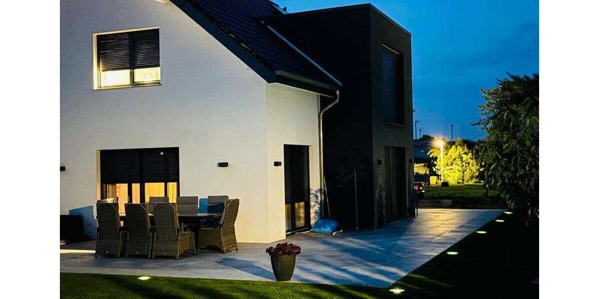 Einfamilienhaus Blomberg - 6 Zimmer, 220 m&sup2;, 649.000&euro; | Angebot:27071856