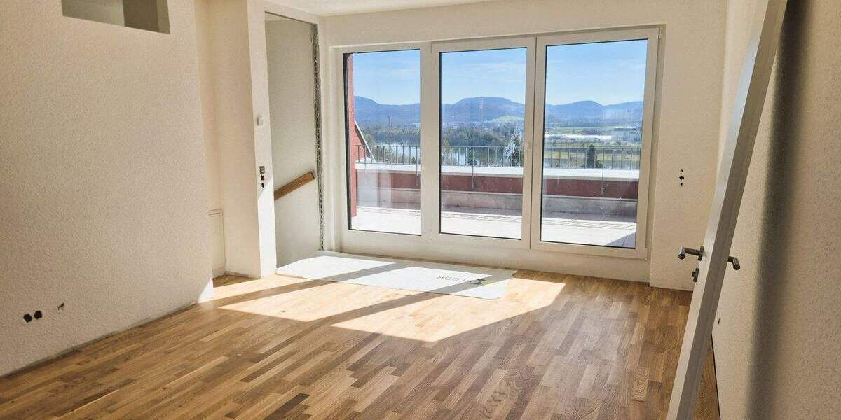 Reihenendhaus Bad Säckingen - 5 Zimmer, 134 m&sup2;, 2.300&euro; | Angebot:25706476