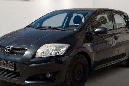 Toyota Auris 129.583 km 2.999 &euro; Berlin 12681