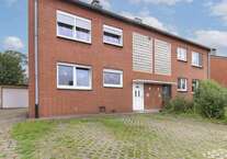 Haus zum Kaufen in Moers 449.000 € 198.03 m²