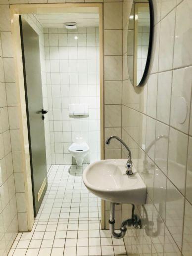 Gewerbeobjekt Kösching - 1.800&euro; | Angebot:25451929