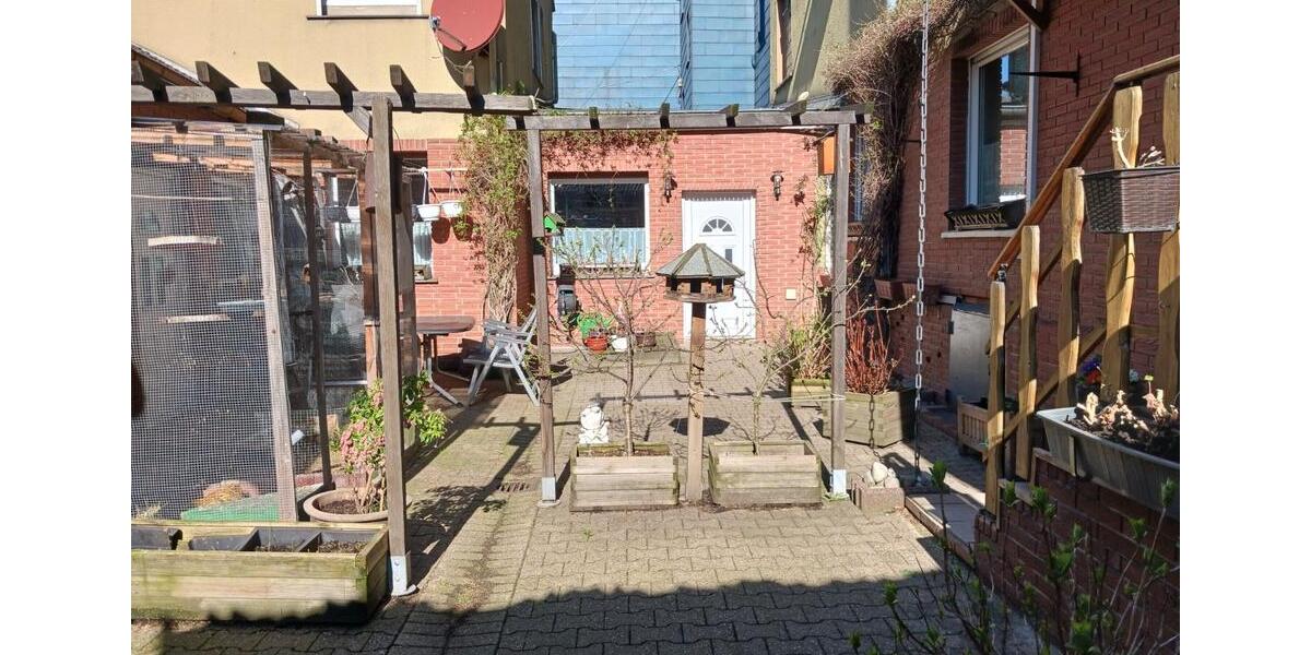 Etagenwohnung Gelsenkirchen Erle - 5 Zimmer, 180 m&sup2;, 240.000&euro; | Angebot:26020590