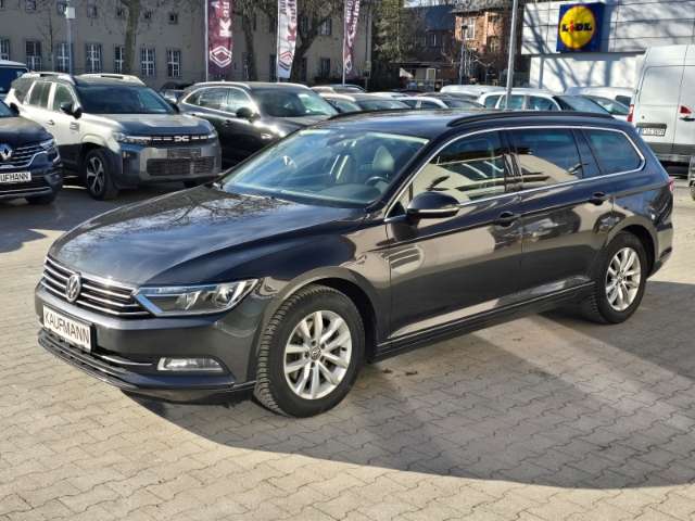 VW Passat 227.746 km 10.680 &euro; Berlin - Steglitz 12247