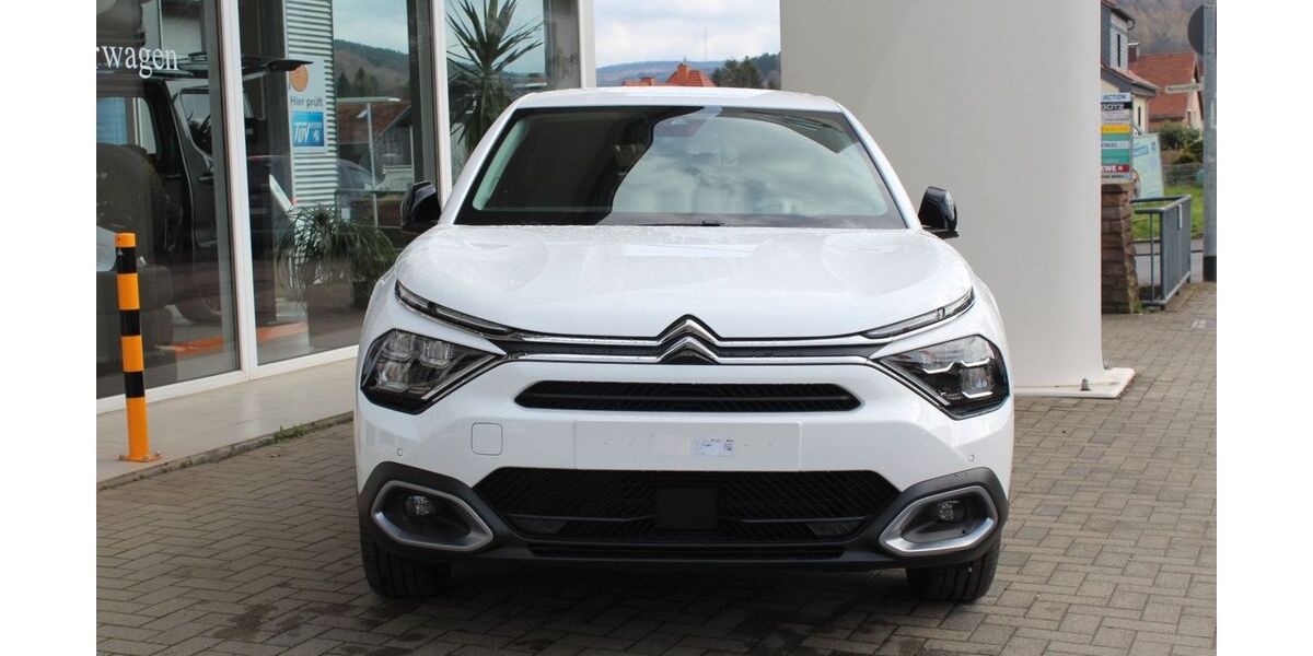 Citroen ë-C4 11.000 km 25.400 &euro; Bad Orb 63619