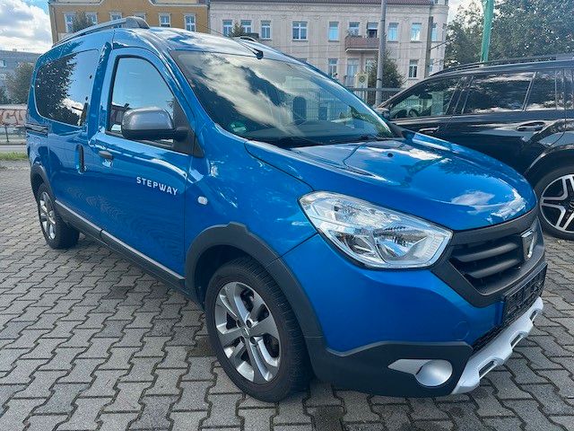 Dacia Dokker 162.000 km 6.888 € Berlin 13127