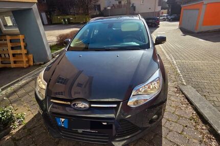 Ford Focus 104.400 km 5.100 &euro; Öhringen 74613