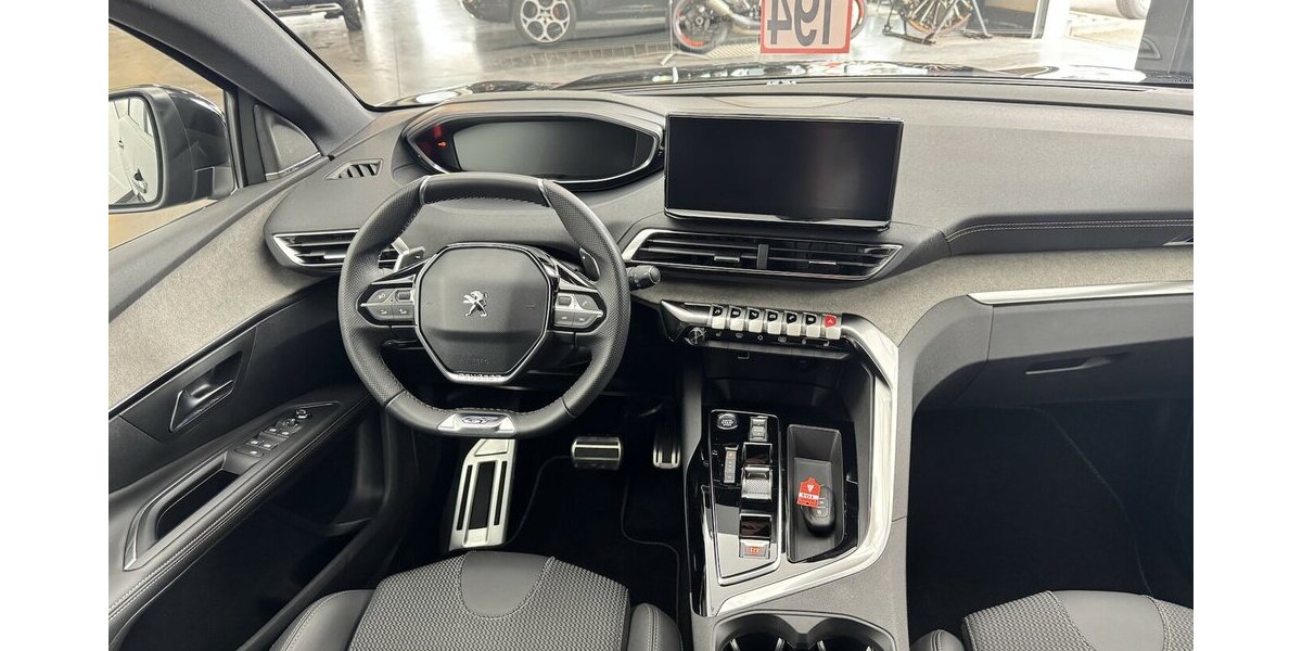 Peugeot 5008 GT 130 Black Edition EAT8 1.Hand Massage 20.400 km 25.920 &euro; Lich 35423