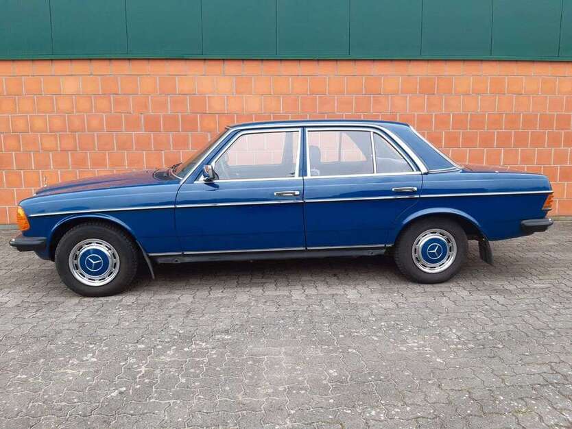Mercedes-Benz 240 192.000 km 13.900 € Karlshöfen (30 km. nördl.von Bremen) 27442