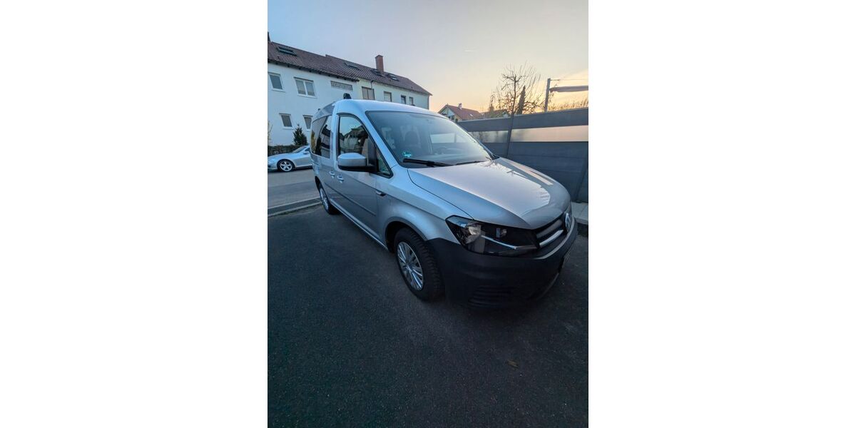 VW Caddy 73.000 km 16.400 &euro; Esslingen am Neckar 73734
