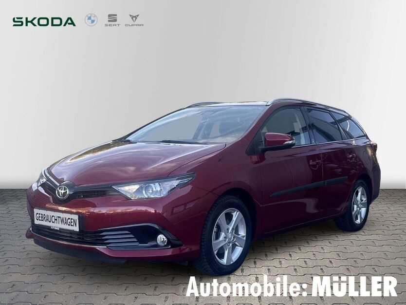 Toyota Auris 69.032 km 13.780 € Leipzig 04328