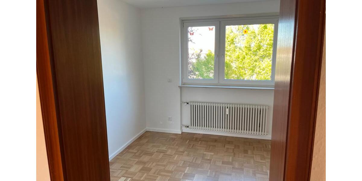 Etagenwohnung Viernheim - 4 Zimmer, 98 m&sup2;, 1.175&euro; | Angebot:26403867