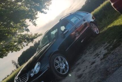 Mercedes-Benz 230 211.652 km 4.790 &euro; Trutzhain 34613