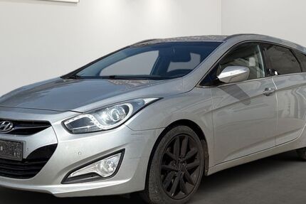 Hyundai i40 249.086 km 2.699 &euro; Berlin 12681