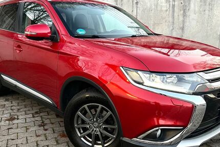 Mitsubishi Outlander 231.035 km 10.490 &euro; Stuttgart 70378